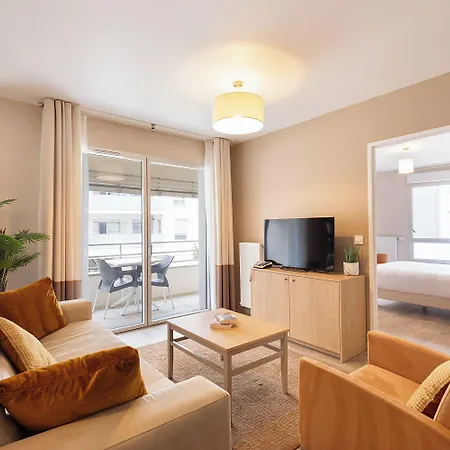 Zenao Montreuil (Seine-Saint-Denis)